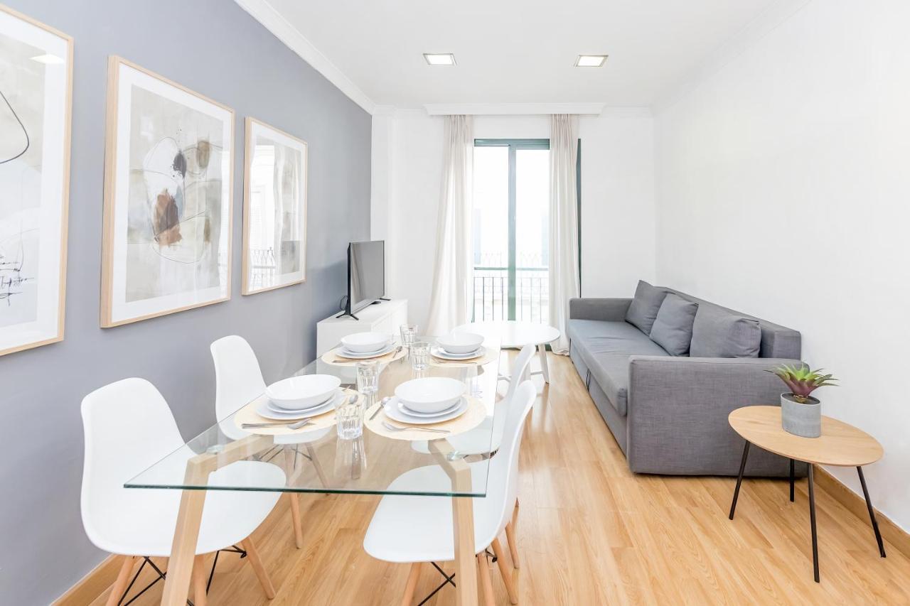 Bhost - Cinteria Apartment Malaga Luaran gambar